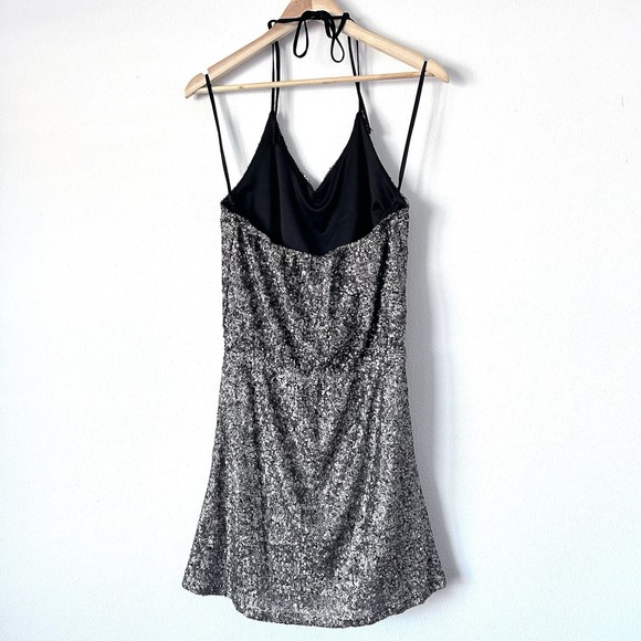 Francesca's Quinn Large NWT Gold Sequin Halter Mini Wedding Guest Dress - Picture 2 of 11
